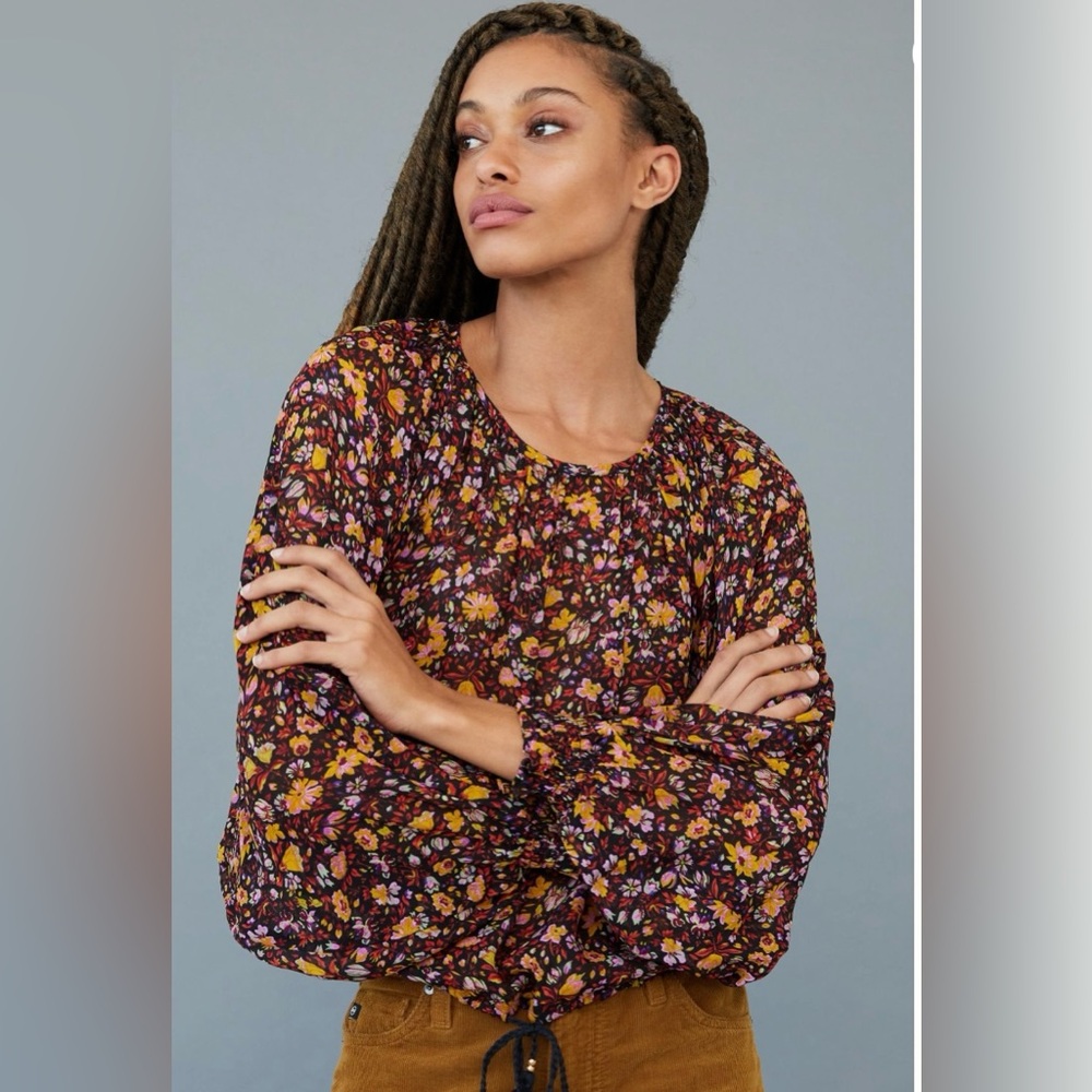 Floral Balloon-Sleeved Blouse
